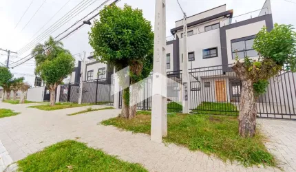 Sobrado de rua 136.63 m², 3 quartos sendo 1 suíte à venda no bairro Cajuru