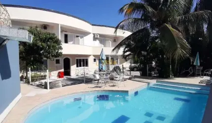 Hotel 60mts praia Enseada, 25 suítes, em funcionamento.