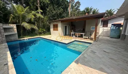 Casa de alto padrão com 3 dormitórios - Módulo 30 - Riviera