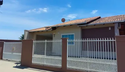 Casa com 2 quartos à venda na Rua Annita Elsa Salfer, 59, Paranaguamirim, Joinville por R$ 500.000