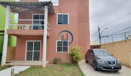 Casa Triplex com 03 quartos, 01 suíte em condomínio fechado - Stella Mares