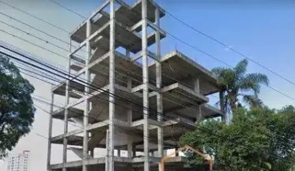 Prédio em Construção com Excelente Localização