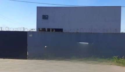 Excelente barracão na Fazenda Rio Grande