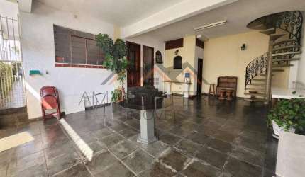 Casa à venda, 4 quartos, 2 suítes, 1 vaga, Santa Paula - São Caetano do Sul/SP