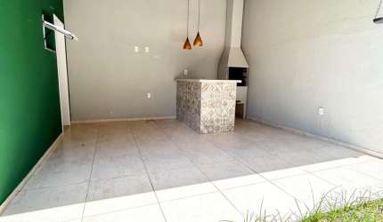 Casa térrea em ótima localização