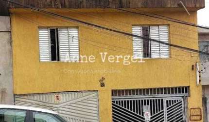 Sobrado individual 3 quartos à venda em Osasco no Bairro Santo Antônio 78m2 c 1 vaga de carro c 3 banheiros e área com churrasqueira
