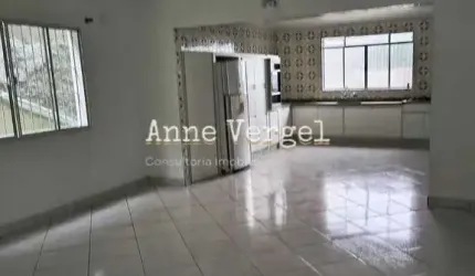 Casa Térrea 3 quartos c suíte à venda no km 18 em Osasco c quintal 286m2 com 2 vagas próximo à Estação e Avenida dos Autonomistas