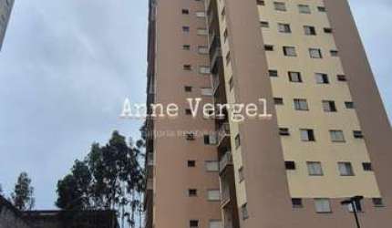 Apartamento com 2 dormitórios à venda no Bairro São Pedro em Osasco com 54m² e 2 vagas de carro próximo à Estação CPTM Quitaúna