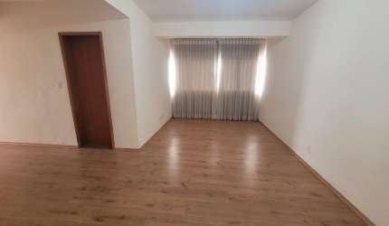 Apartamento 2 quartos, 1 com suíte - 5 minutos do centro de João Molevade