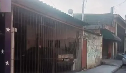Casa Térrea em Ferrazópolis  -  São Bernardo do Campo