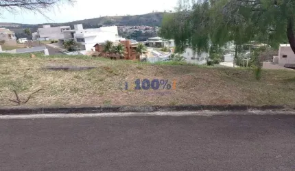 Terreno em condomínio fechado à venda no Colinas de São Pedros, Pedreira  por R$ 230.000