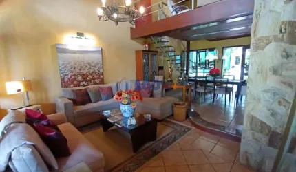 Casa com 3 quartos à venda na Lázaro do Amaral Mello, 154, Parque Esperança, Mogi Mirim, 335 m2 por R$ 800.000
