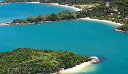 Ubatuba, Praia do Pulso - Terreno aclive com projeto de um pequena edificação projetada, 1200m2 de área.