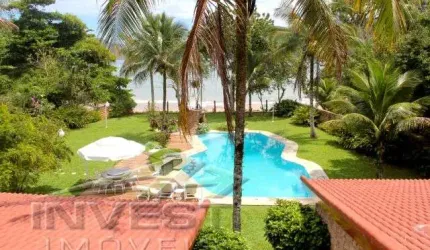 Ubatuba, Praia da Domingas Dias, Frente Mar, Linda casa com 800 m², de 05 suítes, área de lazer