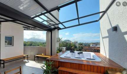 Ubatuba, Centro- Belíssima cobertura de 115m²,  com 2 dormitórios, sendo 1 suíte.