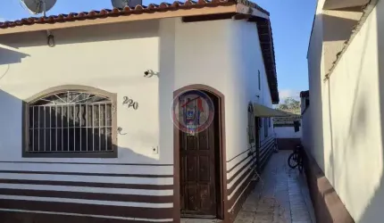 Casa com 2 dorms, Campos Elíseos, Itanhaém - R$ 220 mil, Cod: 3349-0