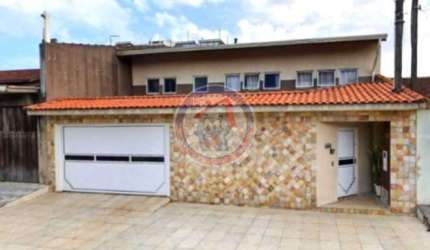 Sobrado com 4 dorms, Agenor de Campos, Mongaguá - R$ 700 mil, Cod: 740-13
