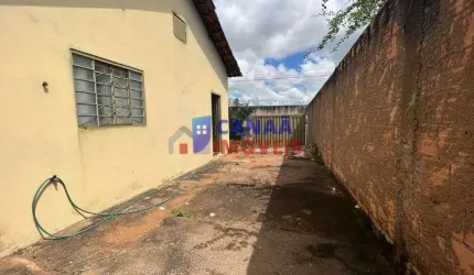 Casa à venda, em avenida comercial - terreno 15x20