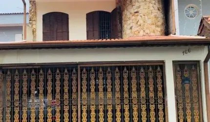 Sobrado para Venda em Suzano, Vila Figueira, 3 dormitórios, 3 suítes, 4 banheiros, 2 vagas