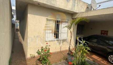 Casa para Locação em Suzano, Parque Suzano, 3 dormitórios, 1 banheiro, 2 vagas