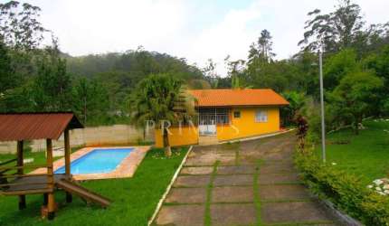 Chácara para Venda em Ribeirão Pires, Casa Vermelha, 2 dormitórios, 1 suíte, 2 banheiros, 12 vagas