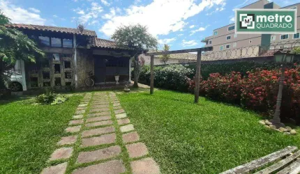 Casa com 7 dormitórios à venda, 204 m² por R$ 750.000,00 - Extensão do Bosque - Rio das Ostras/RJ