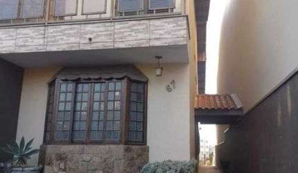 Sobrado para venda tem 285 metros quadrados com 3 quartos em Vila Mangalot - São Paulo - SP