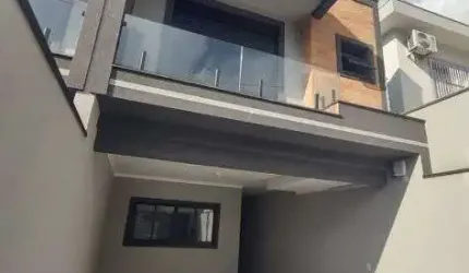 Sobrado para aluguel e venda possui 140 metros quadrados com 3 quartos