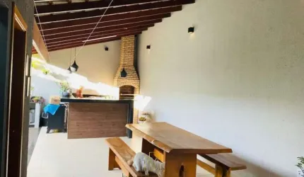 Casa com 3 quartos à venda no Pampulha, Uberlândia , 200 m2 por R$ 850.000