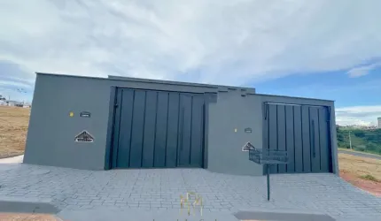 Imperdível! Casa à venda em Uberlândia-MG, bairro Shopping Park, 2 quartos, 1 suíte, 1 vaga de garagem.