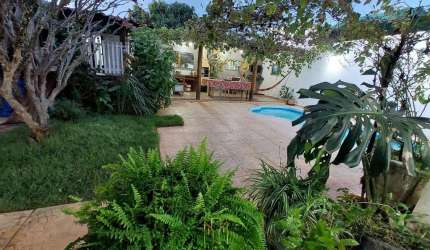 Casa com 3 quartos à venda em Laranjeiras, Uberlândia , 189 m2 por R$ 525.000