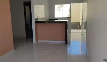 Casa com 2 quartos à venda no Jardim Canaã, Uberlândia , 136 m2 por R$ 250.000