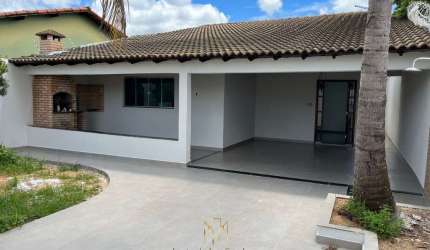 Casa com 3 quartos à venda na Cidade Jardim, Uberlândia , 250 m2 por R$ 630.000