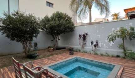 Viva o conforto e a sofisticação no Condomínio Paradiso Ecológico em Uberlândia-MG, com 3 suítes e 234m² de área.