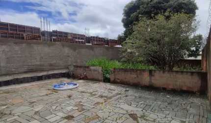 Terreno à venda em Uberlândia-MG, Santa Mônica, 468m² de área!