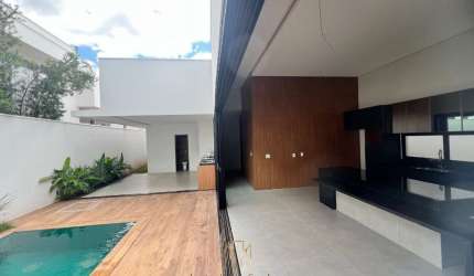 Condomínio Splendido: Luxo e conforto em imóvel de alto padrão no Jardim Botânico, Uberlândia-MG - 3 quartos, 3 suítes, 216m².
