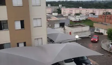 Apartamento à venda em Uberlândia-MG, bairro Saraiva! 2 quartos, 1 suíte, 1 sala, 1 banheiro, 1 vaga de garagem.