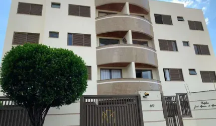Imperdível! Apartamento à venda em Uberlândia-MG, no bairro Patrimônio. 3 quartos, 1 suíte, 1 sala, 1 banheiro, 2 vagas de garagem, 90m².