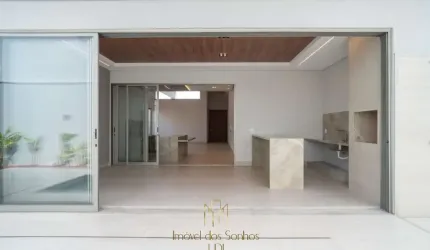Alphaville 1: Condomínio de luxo - Imóvel com 3 suítes e área de 232m² na Granja Marileusa, Uberlândia-MG. Venha conferir!
