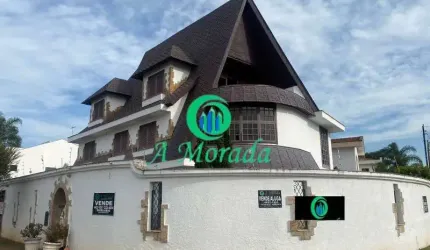Sobrado de alto padrão no Jardim São Caetano com 359 m²