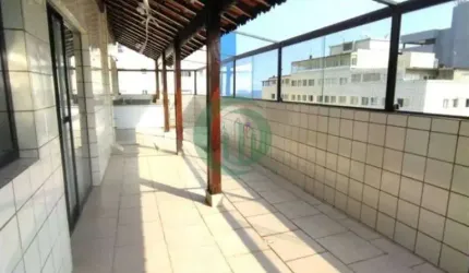 Cobertura á venda no bairro Nova Mirim, Praia Grande.