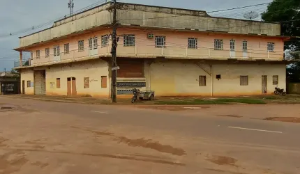 Ponto Comercial e Kitnets à Venda