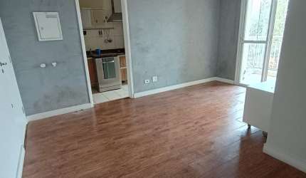 Apartamento com sacada