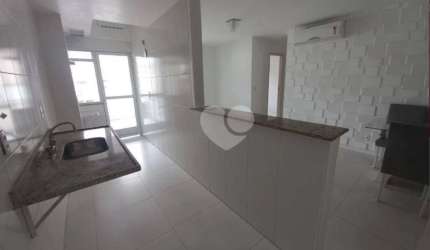 Apartamento 2 quartos pronta para morar Frames Residences Pontal Oceânico
