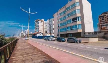 Apartamento com 5 suítes e 2 Vagas em Gravatá!