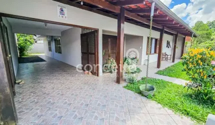 Casa Térrea com 4 Dormitórios no Garcia!