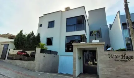 Apartamento Mobiliado com 2 Dormitórios e 2 Vagas na Velha!