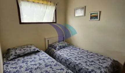 COD 1170 - Casa Triplex com Três Quartos - Braga, Cabo Frio