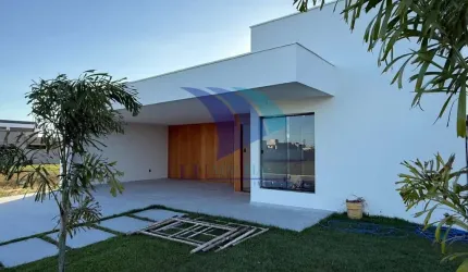 COD 1595- VENDA CASA LINEAR c/ Piscina no  Alphaville Cabo Frio