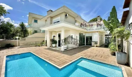 Casa de Alto Padrão no Condomínio Golf Village – Granja Viana